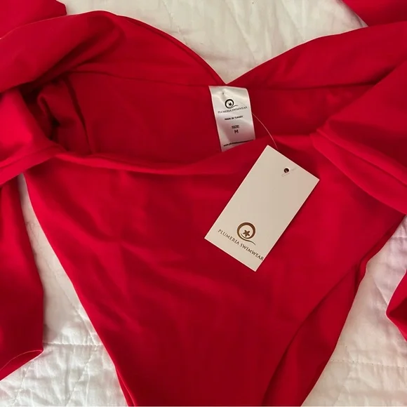 Plumeria Alessia One Piece - Picture 4 of 6